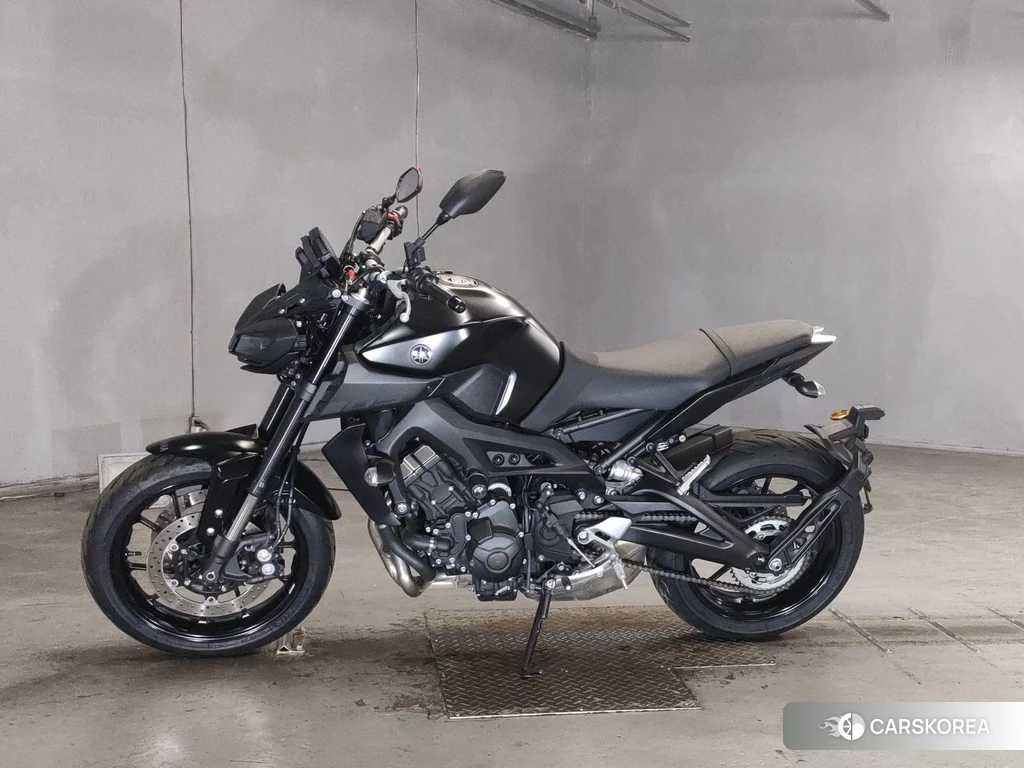 Проданный Yamaha MT-09 2018 из Японии