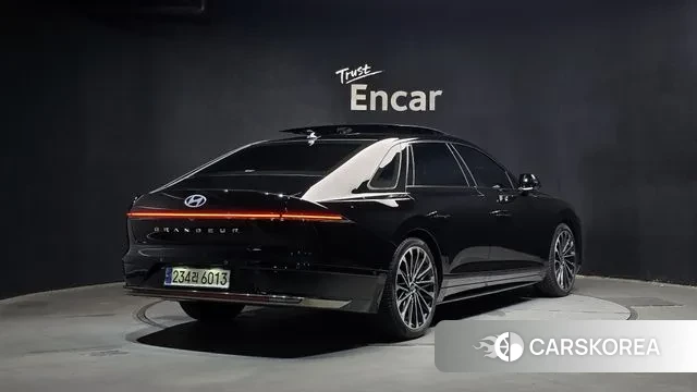 Hyundai Grandeur (GN7) id 2925624 из Кореи 12