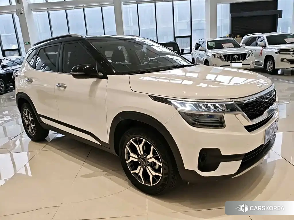 Kia KX3 proud run id 4576305 из Китая 12
