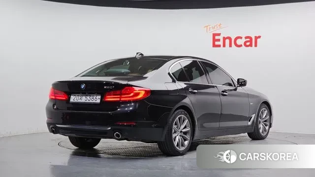 BMW 5 Series (G30) id 3536228 из Кореи 12