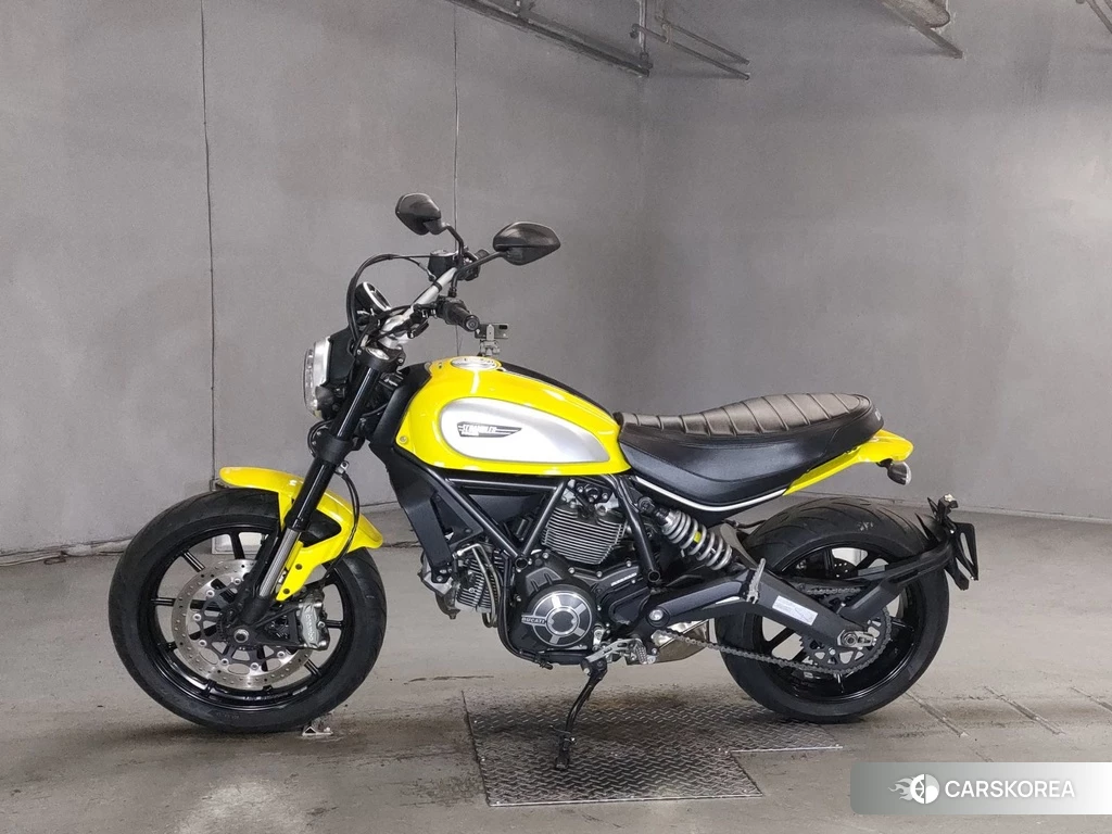Проданный Ducati SCRAMBLER ICON 2015 из Японии, фото 2