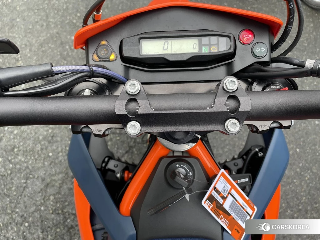 Проданный KTM 690 SMC R 2023 из Японии, фото 2