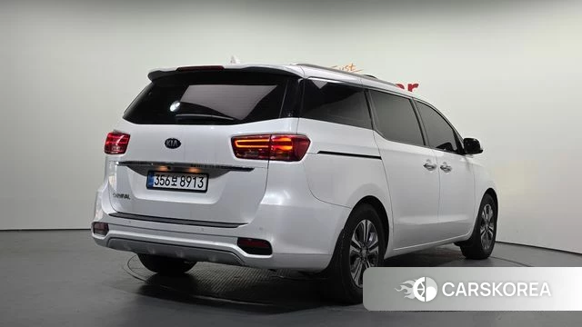 Kia The New Carnival id 4225437 из Кореи 12