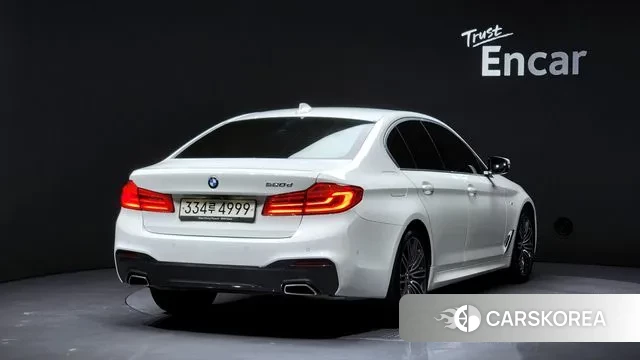 BMW 5 Series (G30) id 3324472 из Кореи 12