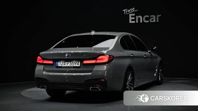 BMW 5 Series (G30) id 3852141 из Кореи 12