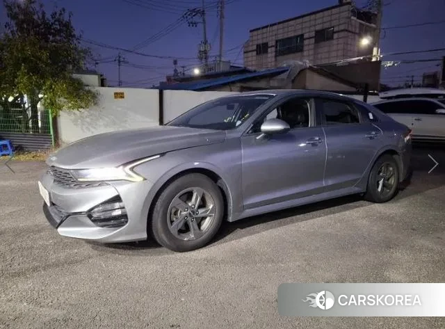 Kia K5 3rd generation 2022 Серебристо-серый из Кореи, фото 2