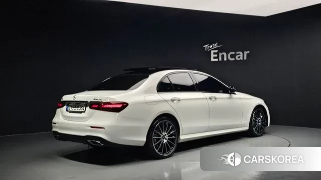 Mercedes-Benz E-Class W213 id 3036846 из Кореи 12