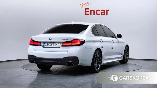 BMW 5 Series (G30) id 3670983 из Кореи 12