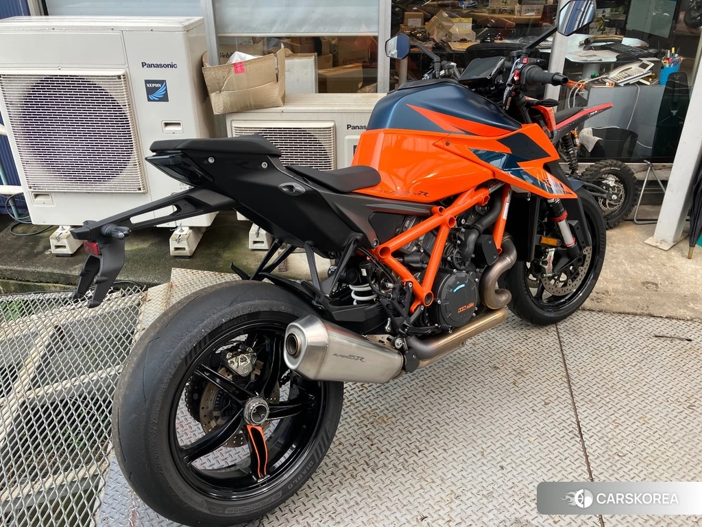 Проданный KTM 1290 SUPER DUKE R 2021 из Японии