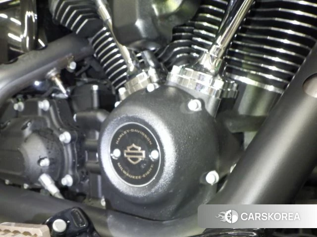 Engine photo