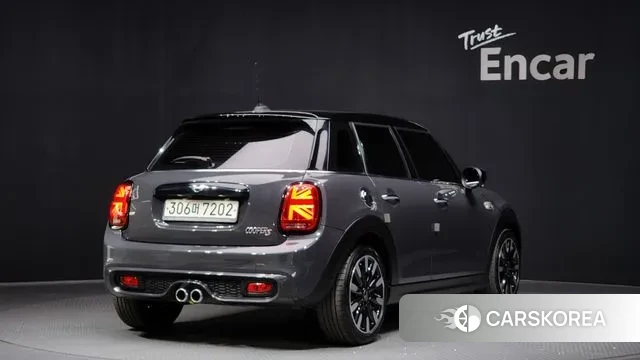 Mini Cooper S id 3504409 из Кореи 12