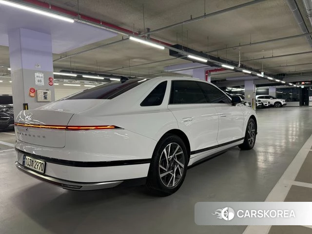 Hyundai Grandeur Hybrid (GN7) id 4523727 из Кореи 12