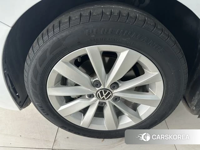 Volkswagen Bora 2021 Белый из Китая, фото 6