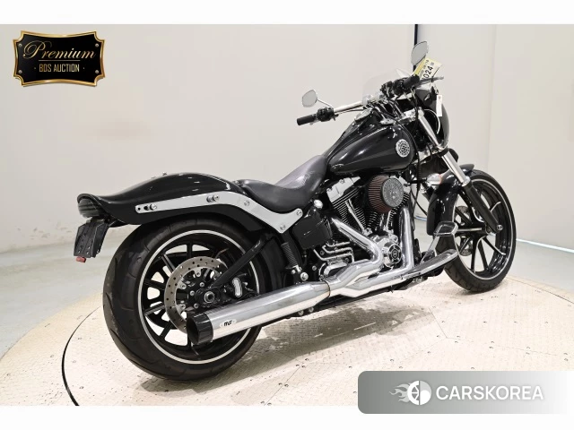 Проданный Harley-Davidson Softail Breakout FXSB 2015 из Японии
