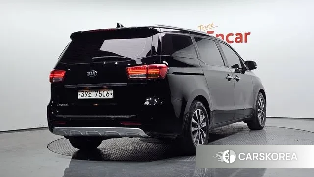 Kia All New Carnival id 3536402 из Кореи 12