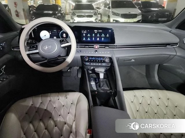 Hyundai The New Avante (CN7) 2023 Белый из Кореи, фото 2