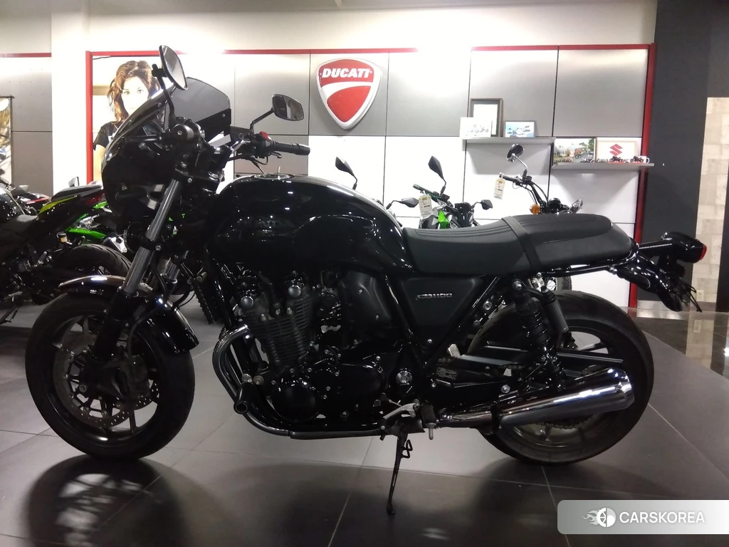 Проданный Honda CB1100RS 2021 из Японии, фото 2