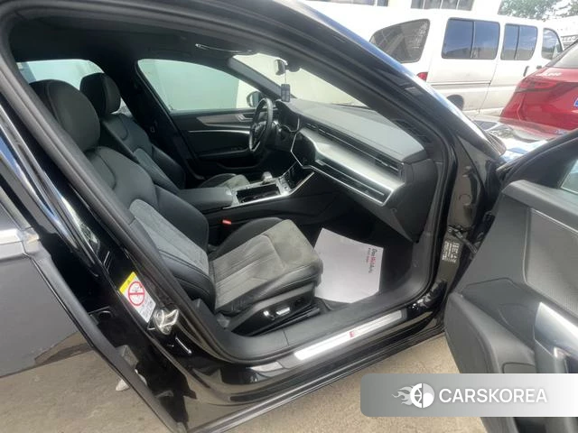 Audi A6L id 4353008 из Китая 9