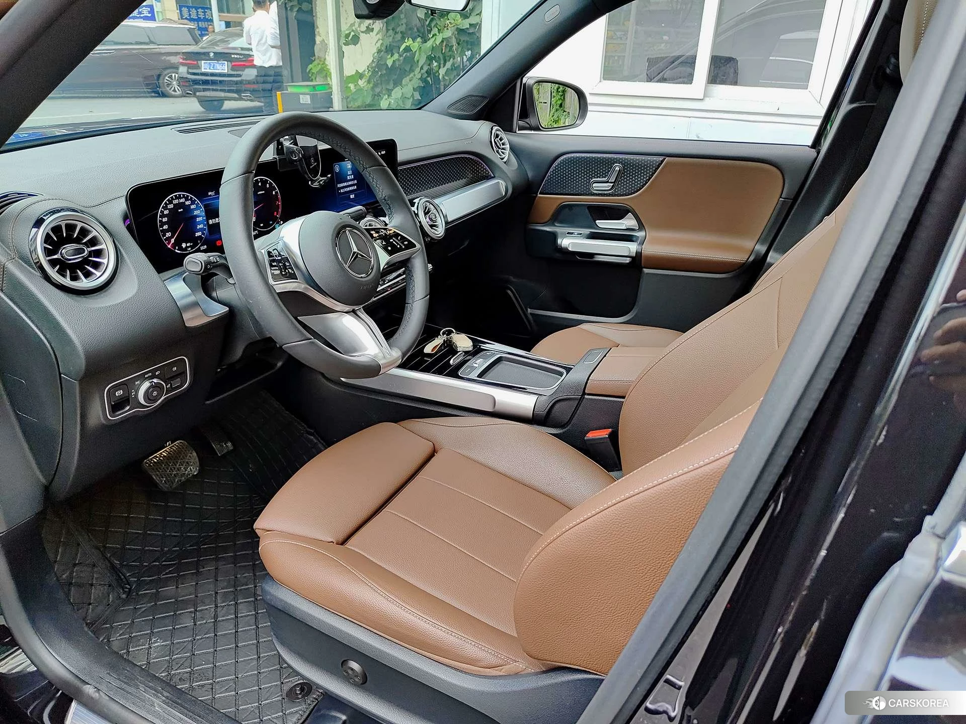 Mercedes-Benz GLB 2023 Черный из Китая, фото 3