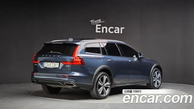 Volvo V60 Cross-Country 2nd Generation id 2681135 из Кореи 12