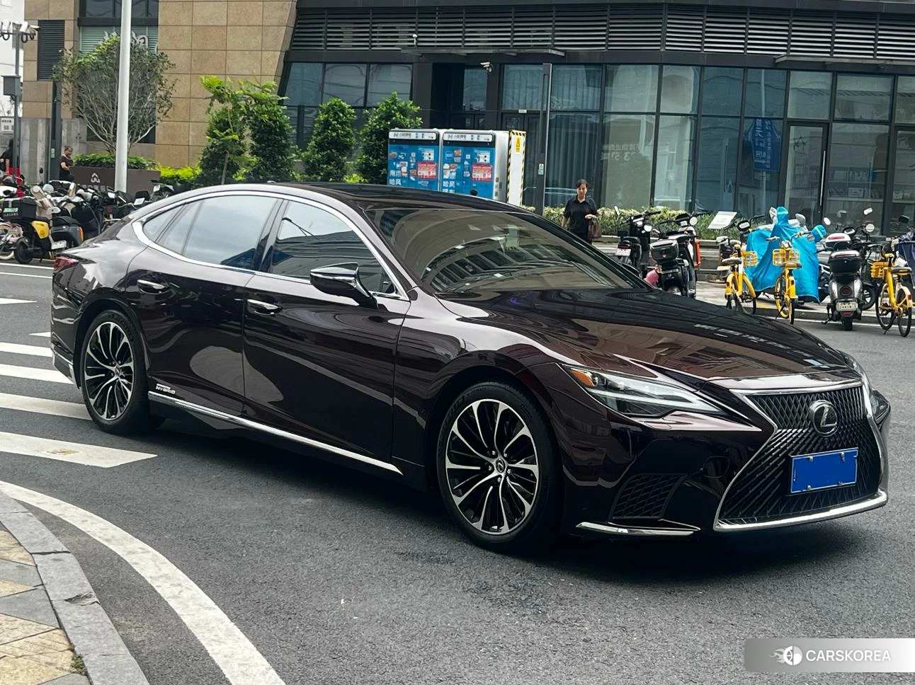 Lexus LS id 4441247 из Китая 12