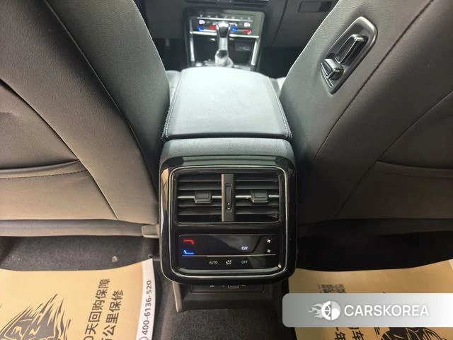 Volkswagen Passat id 4290281 из Китая 8