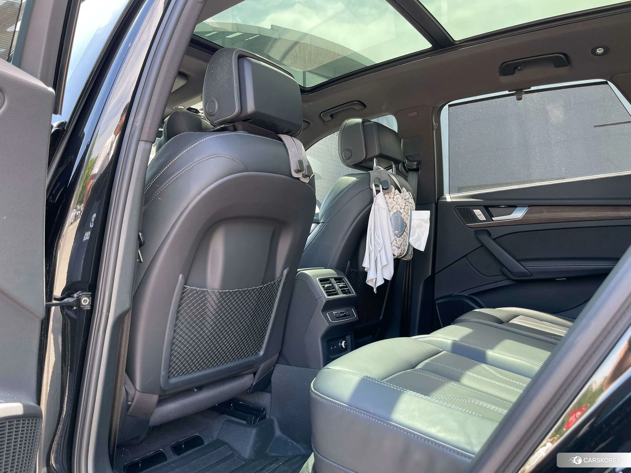 Audi Q5L 2023 Черный из Китая, фото 2