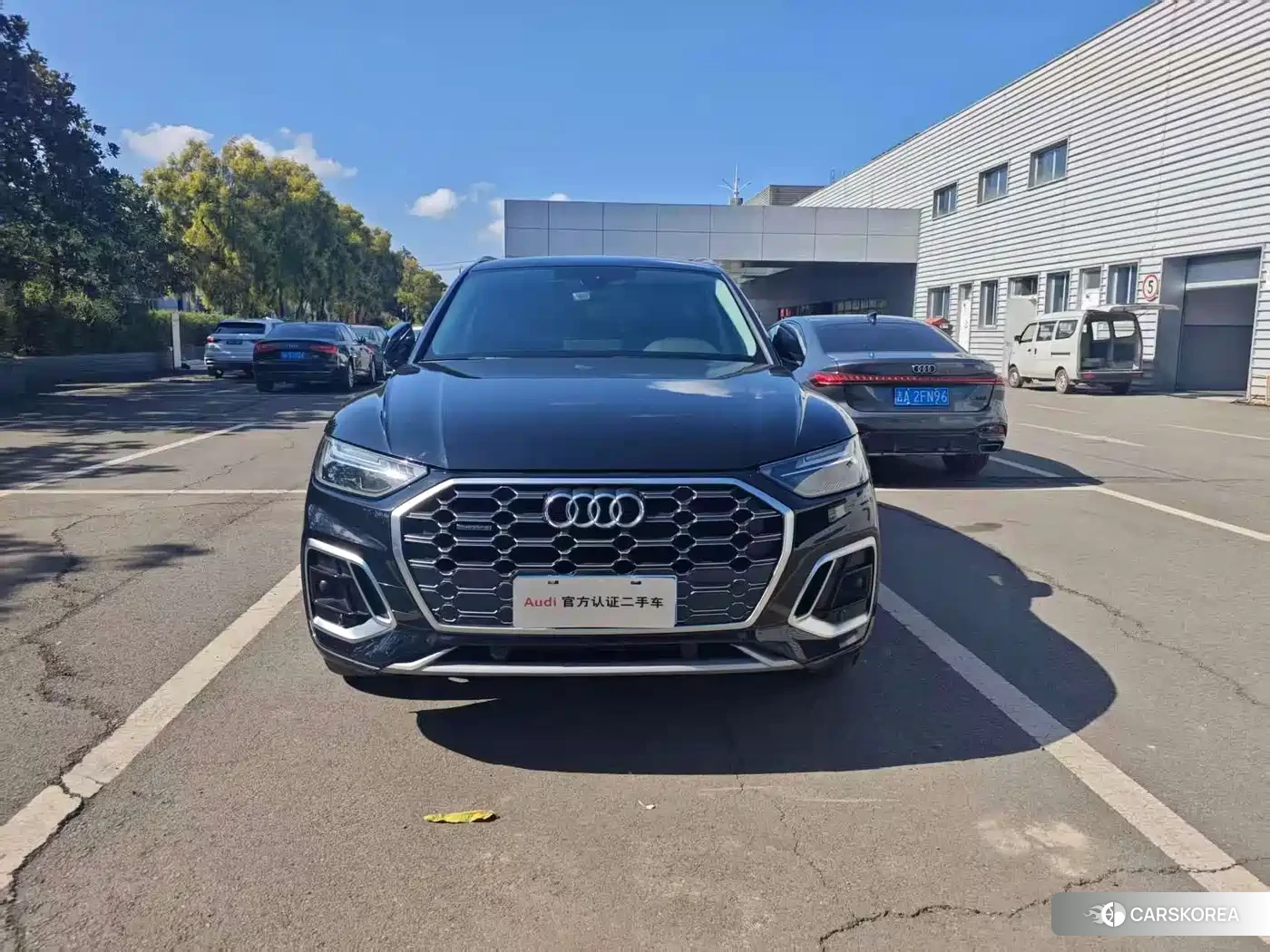Audi Q5L 2023 Черный из Китая, фото 2