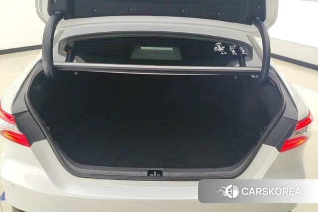 Toyota Camry id 3782348 из Китая 9