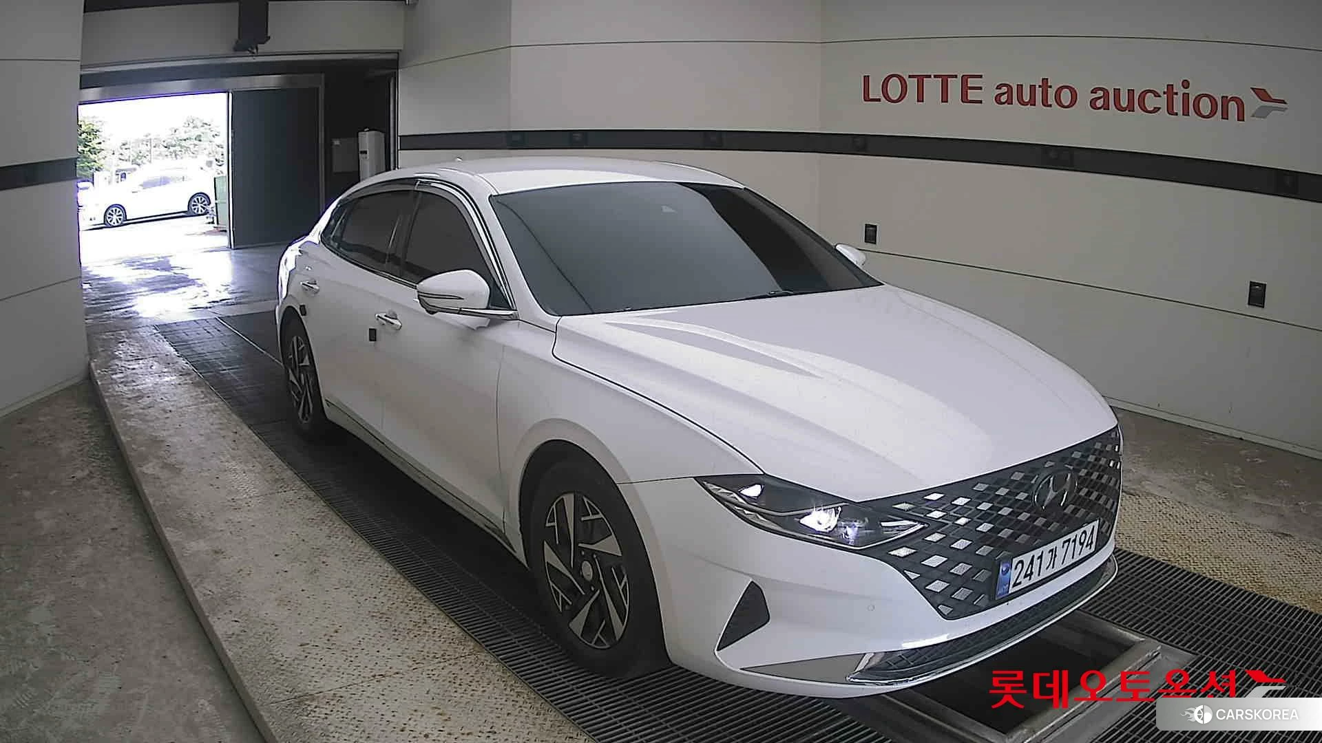 Hyundai Grandeur Hybrid id 4664263 из Кореи 12