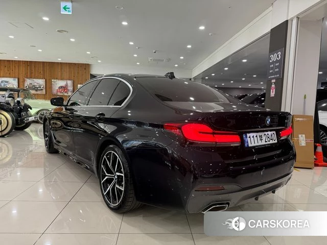 BMW 5 Series (G30) id 4178249 из Кореи 12