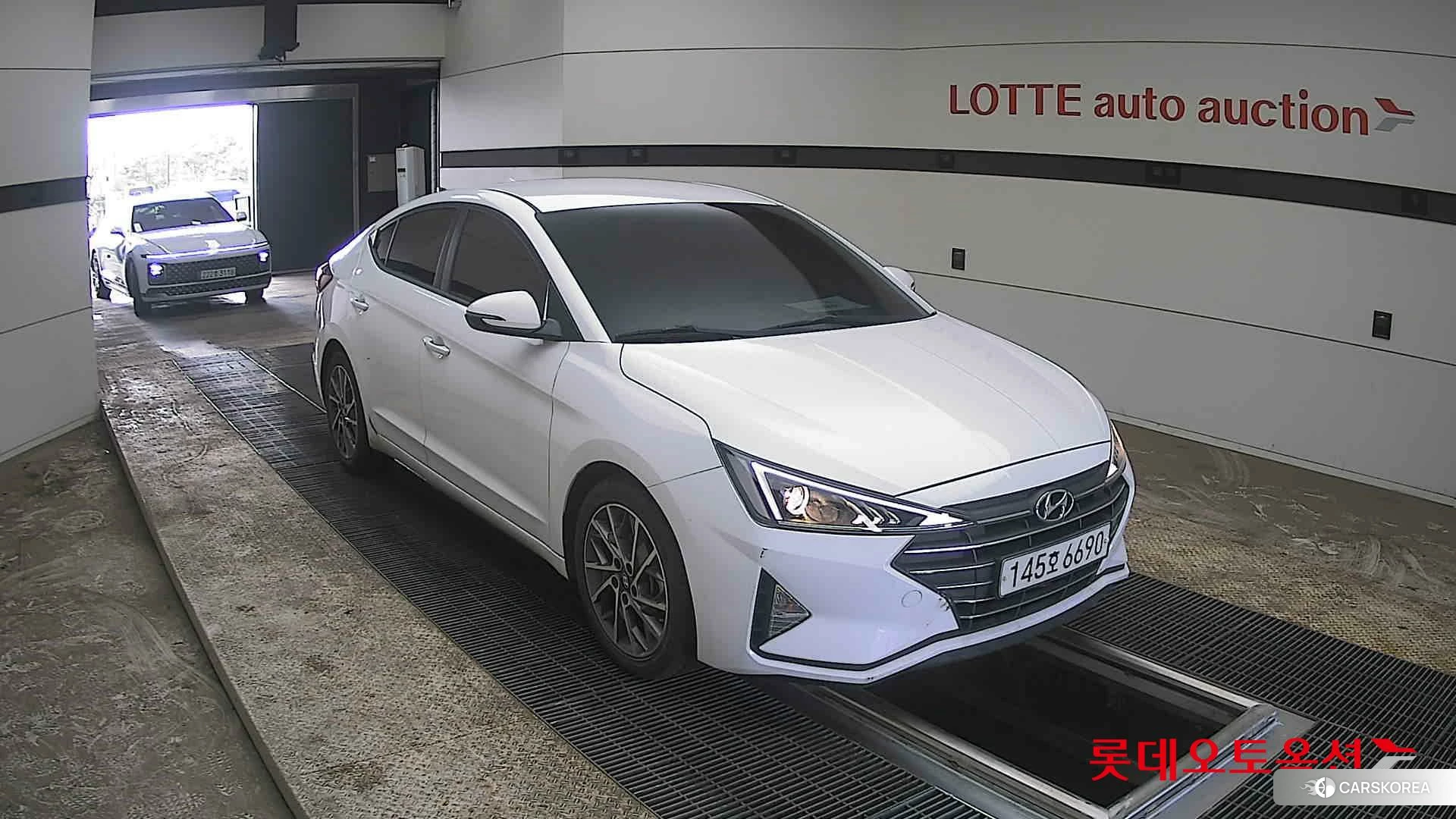 Hyundai Avante id 3869376 из Кореи 12