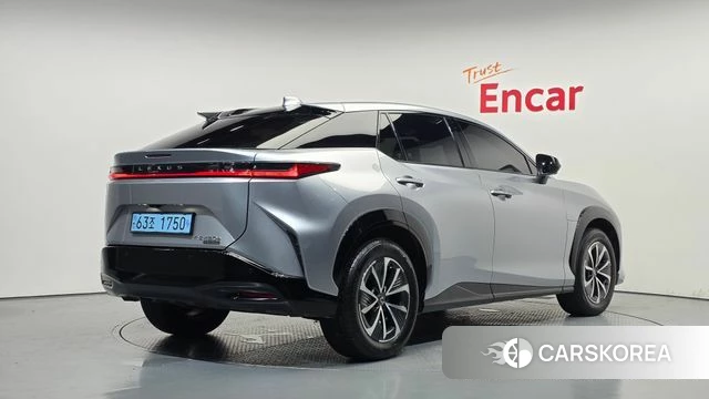 Lexus RZ450e id 4720470 из Кореи 12
