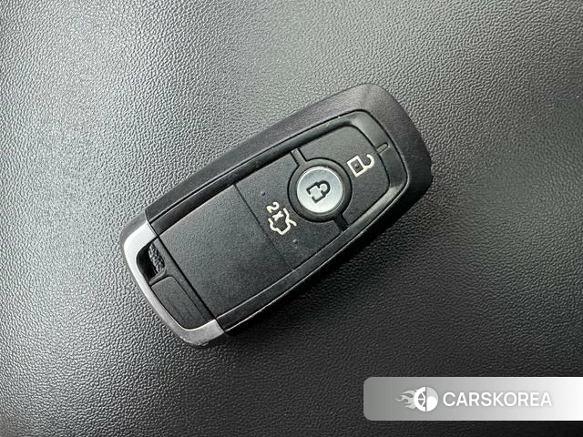 Ford Mondeo id 4374623 из Китая 12
