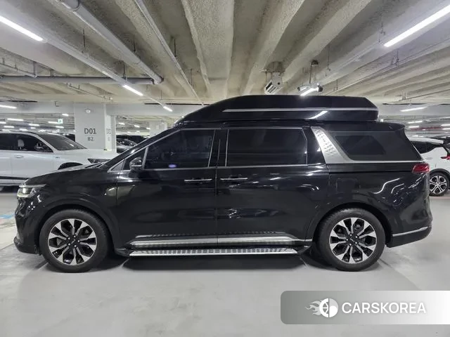 Kia Carnival 4th generation 2023 Черный из Кореи, фото 2