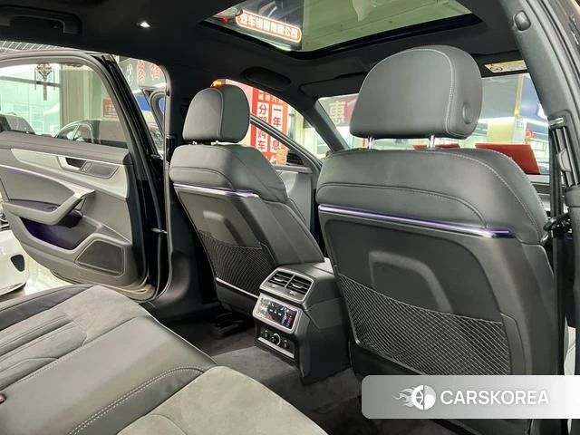 Audi A6L id 4348432 из Китая 12