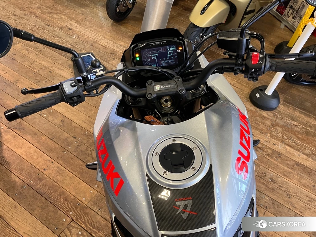 Проданный Suzuki GSX-S1000S Katana 2019 из Японии, фото 2