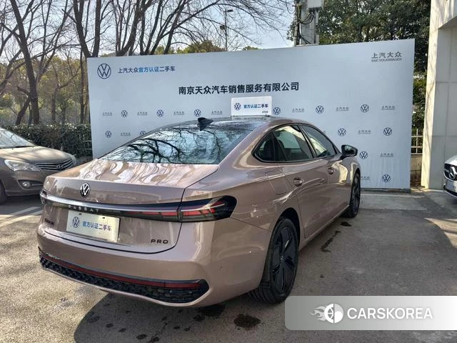 Volkswagen Passat 2024 Другой из Китая, фото 3
