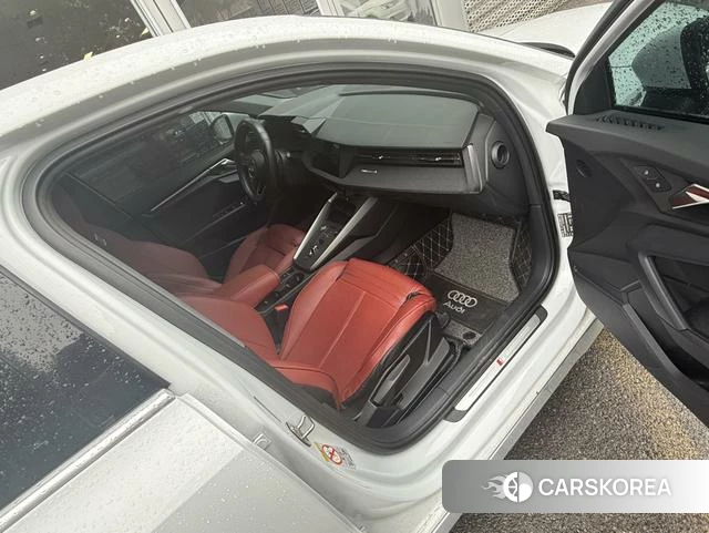 Audi A3 2023 Белый из Китая, фото 2