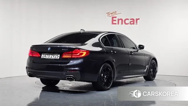 BMW 5 Series (G30) id 3233233 из Кореи 12