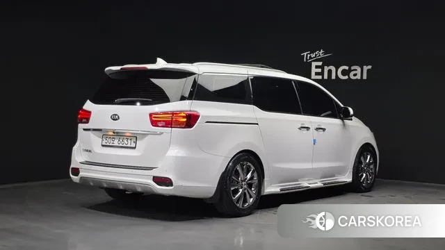 Kia The New Carnival id 3514985 из Кореи 12