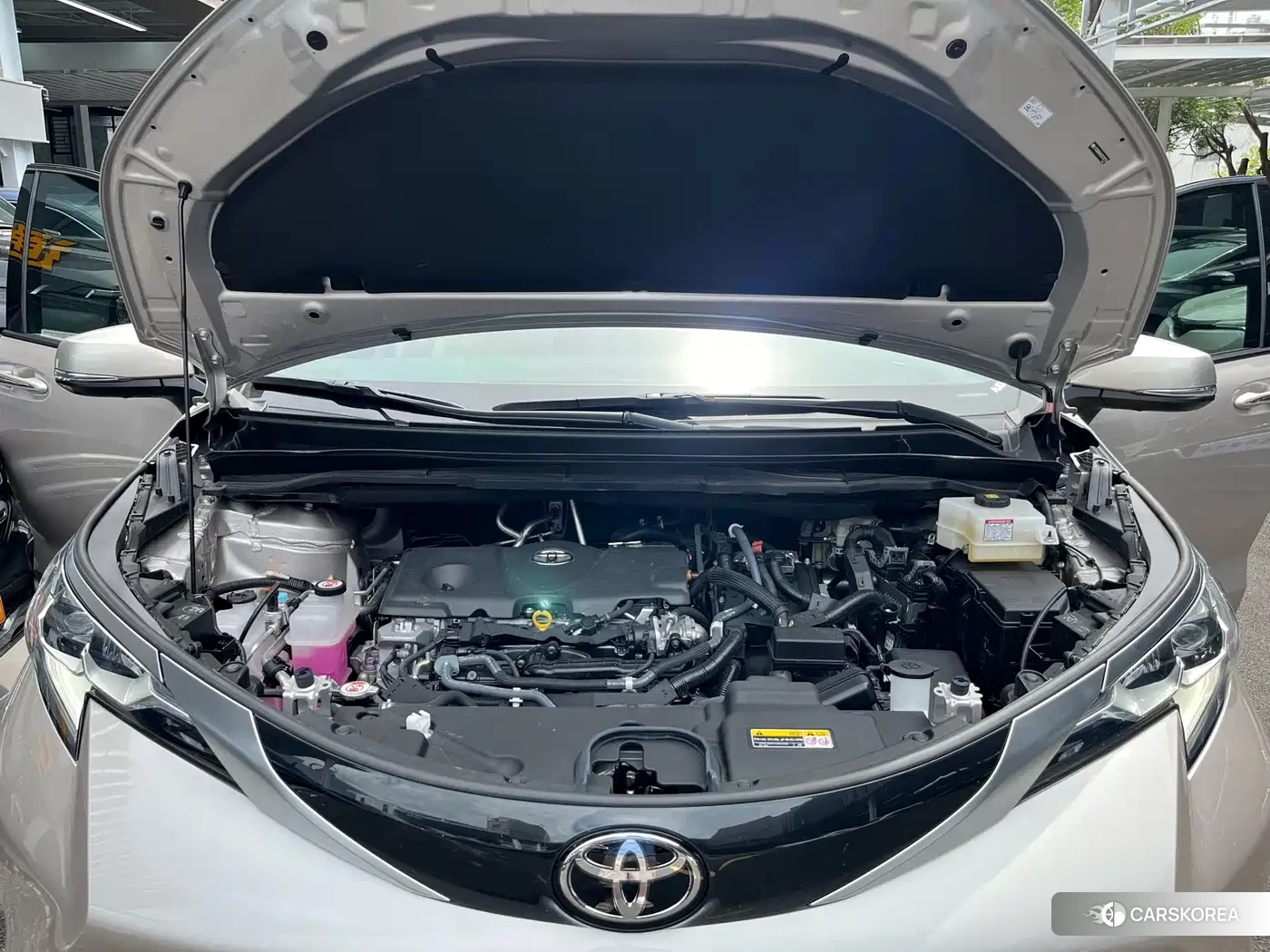 Toyota Sienna id 4547530 из Китая 12