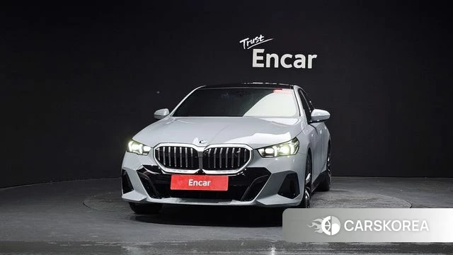 BMW 5 Series (G60) id 4349163 из Кореи 12