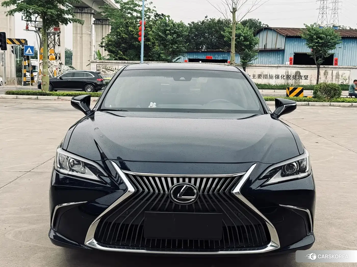 Lexus ES id 4576509 из Китая 13