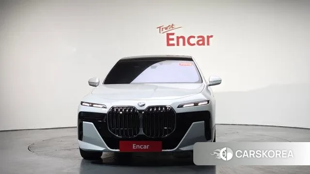 BMW 7 Series (G70) id 3554910 из Кореи 12