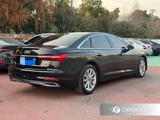 Audi A6L 2023 Черный из Китая, фото 2