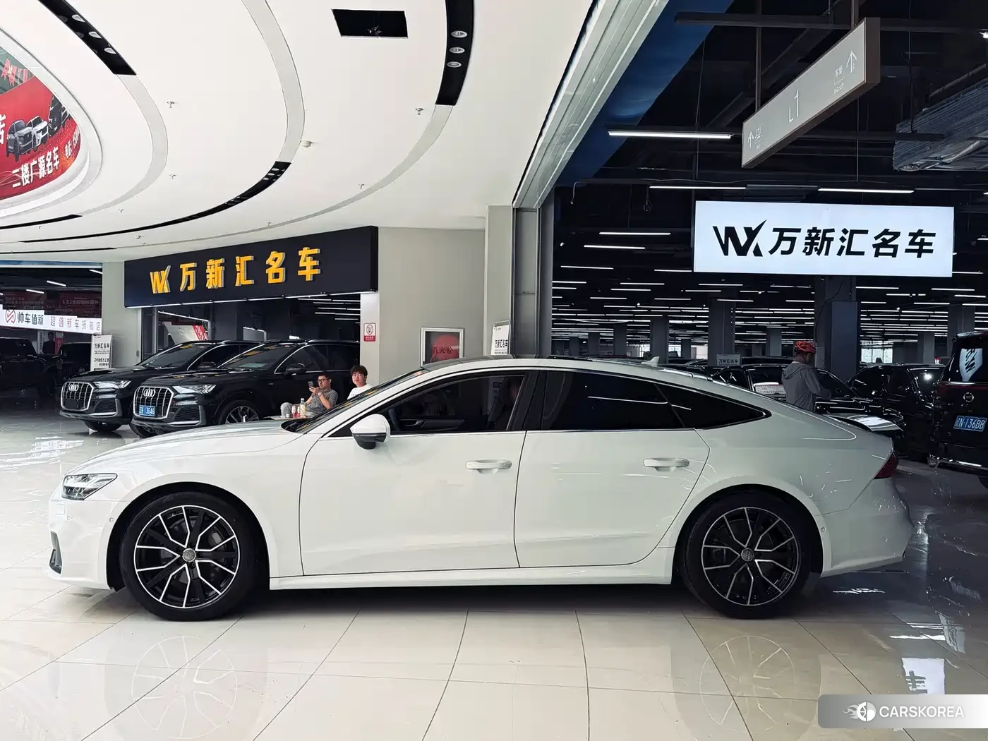 Audi A7 2020 Белый из Китая, фото 6