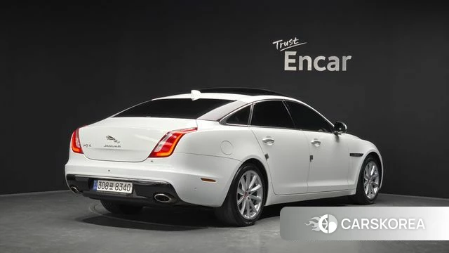 Jaguar All New XJ id 4632708 из Кореи 12