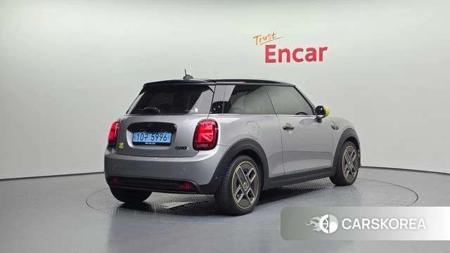 Mini Cooper Electric id 4701300 из Кореи 12