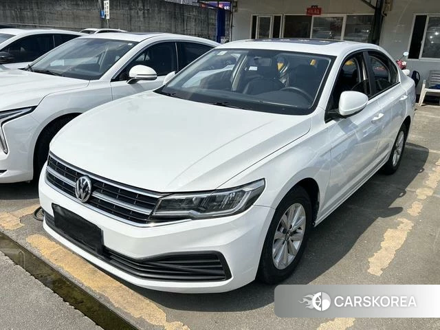 Volkswagen Bora 2021 Белый из Китая, фото 2